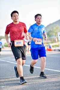 BIB: 293, 9295
                            <button type="button" onclick="openModal(3471602)" class="btn btn-primary btn-sm float-right btn-popup" data-toggle="modal" data-target=".modal-high-quality">
                        <i class="fas fa-shopping-cart"></i> Add to Cart
                    </button>
                                            <button type="button" onclick="isThisMe(3471602, true)" class="btn btn-success btn-sm float-right btn-popup btn-isme hidden" data-toggle="tooltip" data-placement="bottom" title="นี่คือรูปของคุณใช่ไหม คลิกที่นี่เพื่อเอาเข้าอัลบั้ม">
                        <i class="fas fa-plus"></i> Add to album
                    </button>
                    <button type="button" onclick="isThisMe(3471602, false)" class="btn btn-warning btn-sm float-right btn-popup btn-isnotme hidden">
                        <i class="fas fa-ban"></i> Remove from album
                    </button>