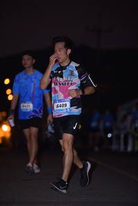 BIB: 425, 6409
                            <button type="button" onclick="openModal(3263211)" class="btn btn-primary btn-sm float-right btn-popup" data-toggle="modal" data-target=".modal-high-quality">
                        <i class="fas fa-shopping-cart"></i> Add to Cart
                    </button>
                                            <button type="button" onclick="isThisMe(3263211, true)" class="btn btn-success btn-sm float-right btn-popup btn-isme hidden" data-toggle="tooltip" data-placement="bottom" title="นี่คือรูปของคุณใช่ไหม คลิกที่นี่เพื่อเอาเข้าอัลบั้ม">
                        <i class="fas fa-plus"></i> Add to album
                    </button>
                    <button type="button" onclick="isThisMe(3263211, false)" class="btn btn-warning btn-sm float-right btn-popup btn-isnotme hidden">
                        <i class="fas fa-ban"></i> Remove from album
                    </button>