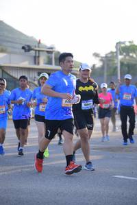 BIB: 6847
                            <button type="button" onclick="openModal(3164341)" class="btn btn-primary btn-sm float-right btn-popup" data-toggle="modal" data-target=".modal-high-quality">
                        <i class="fas fa-shopping-cart"></i> Add to Cart
                    </button>
                                            <button type="button" onclick="isThisMe(3164341, true)" class="btn btn-success btn-sm float-right btn-popup btn-isme hidden" data-toggle="tooltip" data-placement="bottom" title="นี่คือรูปของคุณใช่ไหม คลิกที่นี่เพื่อเอาเข้าอัลบั้ม">
                        <i class="fas fa-plus"></i> Add to album
                    </button>
                    <button type="button" onclick="isThisMe(3164341, false)" class="btn btn-warning btn-sm float-right btn-popup btn-isnotme hidden">
                        <i class="fas fa-ban"></i> Remove from album
                    </button>