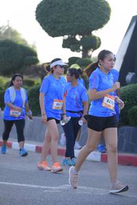 BIB: 847
                            <button type="button" onclick="openModal(3201198)" class="btn btn-primary btn-sm float-right btn-popup" data-toggle="modal" data-target=".modal-high-quality">
                        <i class="fas fa-shopping-cart"></i> Add to Cart
                    </button>
                                            <button type="button" onclick="isThisMe(3201198, true)" class="btn btn-success btn-sm float-right btn-popup btn-isme hidden" data-toggle="tooltip" data-placement="bottom" title="นี่คือรูปของคุณใช่ไหม คลิกที่นี่เพื่อเอาเข้าอัลบั้ม">
                        <i class="fas fa-plus"></i> Add to album
                    </button>
                    <button type="button" onclick="isThisMe(3201198, false)" class="btn btn-warning btn-sm float-right btn-popup btn-isnotme hidden">
                        <i class="fas fa-ban"></i> Remove from album
                    </button>