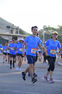 BIB: 8298, 8085
                            <button type="button" onclick="openModal(3165516)" class="btn btn-primary btn-sm float-right btn-popup" data-toggle="modal" data-target=".modal-high-quality">
                        <i class="fas fa-shopping-cart"></i> Add to Cart
                    </button>
                                            <button type="button" onclick="isThisMe(3165516, true)" class="btn btn-success btn-sm float-right btn-popup btn-isme hidden" data-toggle="tooltip" data-placement="bottom" title="นี่คือรูปของคุณใช่ไหม คลิกที่นี่เพื่อเอาเข้าอัลบั้ม">
                        <i class="fas fa-plus"></i> Add to album
                    </button>
                    <button type="button" onclick="isThisMe(3165516, false)" class="btn btn-warning btn-sm float-right btn-popup btn-isnotme hidden">
                        <i class="fas fa-ban"></i> Remove from album
                    </button>