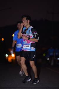 BIB: 6409
                            <button type="button" onclick="openModal(3263196)" class="btn btn-primary btn-sm float-right btn-popup" data-toggle="modal" data-target=".modal-high-quality">
                        <i class="fas fa-shopping-cart"></i> Add to Cart
                    </button>
                                            <button type="button" onclick="isThisMe(3263196, true)" class="btn btn-success btn-sm float-right btn-popup btn-isme hidden" data-toggle="tooltip" data-placement="bottom" title="นี่คือรูปของคุณใช่ไหม คลิกที่นี่เพื่อเอาเข้าอัลบั้ม">
                        <i class="fas fa-plus"></i> Add to album
                    </button>
                    <button type="button" onclick="isThisMe(3263196, false)" class="btn btn-warning btn-sm float-right btn-popup btn-isnotme hidden">
                        <i class="fas fa-ban"></i> Remove from album
                    </button>