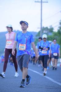BIB: 733, 9652
                            <button type="button" onclick="openModal(3226068)" class="btn btn-primary btn-sm float-right btn-popup" data-toggle="modal" data-target=".modal-high-quality">
                        <i class="fas fa-shopping-cart"></i> Add to Cart
                    </button>
                                            <button type="button" onclick="isThisMe(3226068, true)" class="btn btn-success btn-sm float-right btn-popup btn-isme hidden" data-toggle="tooltip" data-placement="bottom" title="นี่คือรูปของคุณใช่ไหม คลิกที่นี่เพื่อเอาเข้าอัลบั้ม">
                        <i class="fas fa-plus"></i> Add to album
                    </button>
                    <button type="button" onclick="isThisMe(3226068, false)" class="btn btn-warning btn-sm float-right btn-popup btn-isnotme hidden">
                        <i class="fas fa-ban"></i> Remove from album
                    </button>