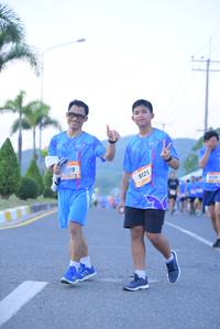 BIB: 9121
                            <button type="button" onclick="openModal(3221682)" class="btn btn-primary btn-sm float-right btn-popup" data-toggle="modal" data-target=".modal-high-quality">
                        <i class="fas fa-shopping-cart"></i> Add to Cart
                    </button>
                                            <button type="button" onclick="isThisMe(3221682, true)" class="btn btn-success btn-sm float-right btn-popup btn-isme hidden" data-toggle="tooltip" data-placement="bottom" title="นี่คือรูปของคุณใช่ไหม คลิกที่นี่เพื่อเอาเข้าอัลบั้ม">
                        <i class="fas fa-plus"></i> Add to album
                    </button>
                    <button type="button" onclick="isThisMe(3221682, false)" class="btn btn-warning btn-sm float-right btn-popup btn-isnotme hidden">
                        <i class="fas fa-ban"></i> Remove from album
                    </button>