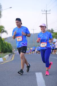 BIB: 8852
                            <button type="button" onclick="openModal(3217644)" class="btn btn-primary btn-sm float-right btn-popup" data-toggle="modal" data-target=".modal-high-quality">
                        <i class="fas fa-shopping-cart"></i> Add to Cart
                    </button>
                                            <button type="button" onclick="isThisMe(3217644, true)" class="btn btn-success btn-sm float-right btn-popup btn-isme hidden" data-toggle="tooltip" data-placement="bottom" title="นี่คือรูปของคุณใช่ไหม คลิกที่นี่เพื่อเอาเข้าอัลบั้ม">
                        <i class="fas fa-plus"></i> Add to album
                    </button>
                    <button type="button" onclick="isThisMe(3217644, false)" class="btn btn-warning btn-sm float-right btn-popup btn-isnotme hidden">
                        <i class="fas fa-ban"></i> Remove from album
                    </button>