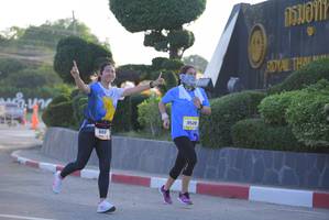 BIB: 952, 8811
                            <button type="button" onclick="openModal(3158895)" class="btn btn-primary btn-sm float-right btn-popup" data-toggle="modal" data-target=".modal-high-quality">
                        <i class="fas fa-shopping-cart"></i> Add to Cart
                    </button>
                                            <button type="button" onclick="isThisMe(3158895, true)" class="btn btn-success btn-sm float-right btn-popup btn-isme hidden" data-toggle="tooltip" data-placement="bottom" title="นี่คือรูปของคุณใช่ไหม คลิกที่นี่เพื่อเอาเข้าอัลบั้ม">
                        <i class="fas fa-plus"></i> Add to album
                    </button>
                    <button type="button" onclick="isThisMe(3158895, false)" class="btn btn-warning btn-sm float-right btn-popup btn-isnotme hidden">
                        <i class="fas fa-ban"></i> Remove from album
                    </button>