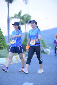BIB: 8154
                            <button type="button" onclick="openModal(3228171)" class="btn btn-primary btn-sm float-right btn-popup" data-toggle="modal" data-target=".modal-high-quality">
                        <i class="fas fa-shopping-cart"></i> Add to Cart
                    </button>
                                            <button type="button" onclick="isThisMe(3228171, true)" class="btn btn-success btn-sm float-right btn-popup btn-isme hidden" data-toggle="tooltip" data-placement="bottom" title="นี่คือรูปของคุณใช่ไหม คลิกที่นี่เพื่อเอาเข้าอัลบั้ม">
                        <i class="fas fa-plus"></i> Add to album
                    </button>
                    <button type="button" onclick="isThisMe(3228171, false)" class="btn btn-warning btn-sm float-right btn-popup btn-isnotme hidden">
                        <i class="fas fa-ban"></i> Remove from album
                    </button>