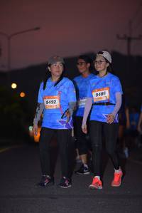 BIB: 9486, 9492
                            <button type="button" onclick="openModal(3262335)" class="btn btn-primary btn-sm float-right btn-popup" data-toggle="modal" data-target=".modal-high-quality">
                        <i class="fas fa-shopping-cart"></i> Add to Cart
                    </button>
                                            <button type="button" onclick="isThisMe(3262335, true)" class="btn btn-success btn-sm float-right btn-popup btn-isme hidden" data-toggle="tooltip" data-placement="bottom" title="นี่คือรูปของคุณใช่ไหม คลิกที่นี่เพื่อเอาเข้าอัลบั้ม">
                        <i class="fas fa-plus"></i> Add to album
                    </button>
                    <button type="button" onclick="isThisMe(3262335, false)" class="btn btn-warning btn-sm float-right btn-popup btn-isnotme hidden">
                        <i class="fas fa-ban"></i> Remove from album
                    </button>