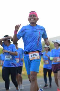 BIB: 686, 9392
                            <button type="button" onclick="openModal(3423088)" class="btn btn-primary btn-sm float-right btn-popup" data-toggle="modal" data-target=".modal-high-quality">
                        <i class="fas fa-shopping-cart"></i> Add to Cart
                    </button>
                                            <button type="button" onclick="isThisMe(3423088, true)" class="btn btn-success btn-sm float-right btn-popup btn-isme hidden" data-toggle="tooltip" data-placement="bottom" title="นี่คือรูปของคุณใช่ไหม คลิกที่นี่เพื่อเอาเข้าอัลบั้ม">
                        <i class="fas fa-plus"></i> Add to album
                    </button>
                    <button type="button" onclick="isThisMe(3423088, false)" class="btn btn-warning btn-sm float-right btn-popup btn-isnotme hidden">
                        <i class="fas fa-ban"></i> Remove from album
                    </button>