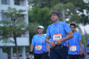 BIB: 8098, 3140, 139
                            <button type="button" onclick="openModal(3505697)" class="btn btn-primary btn-sm float-right btn-popup" data-toggle="modal" data-target=".modal-high-quality">
                        <i class="fas fa-shopping-cart"></i> Add to Cart
                    </button>
                                            <button type="button" onclick="isThisMe(3505697, true)" class="btn btn-success btn-sm float-right btn-popup btn-isme hidden" data-toggle="tooltip" data-placement="bottom" title="นี่คือรูปของคุณใช่ไหม คลิกที่นี่เพื่อเอาเข้าอัลบั้ม">
                        <i class="fas fa-plus"></i> Add to album
                    </button>
                    <button type="button" onclick="isThisMe(3505697, false)" class="btn btn-warning btn-sm float-right btn-popup btn-isnotme hidden">
                        <i class="fas fa-ban"></i> Remove from album
                    </button>
