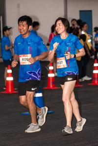 BIB: 913, 137
                            <button type="button" onclick="openModal(3521733)" class="btn btn-primary btn-sm float-right btn-popup" data-toggle="modal" data-target=".modal-high-quality">
                        <i class="fas fa-shopping-cart"></i> Add to Cart
                    </button>
                                            <button type="button" onclick="isThisMe(3521733, true)" class="btn btn-success btn-sm float-right btn-popup btn-isme hidden" data-toggle="tooltip" data-placement="bottom" title="นี่คือรูปของคุณใช่ไหม คลิกที่นี่เพื่อเอาเข้าอัลบั้ม">
                        <i class="fas fa-plus"></i> Add to album
                    </button>
                    <button type="button" onclick="isThisMe(3521733, false)" class="btn btn-warning btn-sm float-right btn-popup btn-isnotme hidden">
                        <i class="fas fa-ban"></i> Remove from album
                    </button>