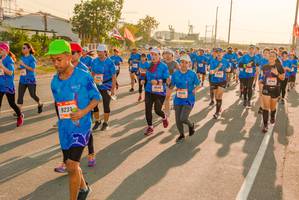 BIB: 923
                            <button type="button" onclick="openModal(3521551)" class="btn btn-primary btn-sm float-right btn-popup" data-toggle="modal" data-target=".modal-high-quality">
                        <i class="fas fa-shopping-cart"></i> Add to Cart
                    </button>
                                            <button type="button" onclick="isThisMe(3521551, true)" class="btn btn-success btn-sm float-right btn-popup btn-isme hidden" data-toggle="tooltip" data-placement="bottom" title="นี่คือรูปของคุณใช่ไหม คลิกที่นี่เพื่อเอาเข้าอัลบั้ม">
                        <i class="fas fa-plus"></i> Add to album
                    </button>
                    <button type="button" onclick="isThisMe(3521551, false)" class="btn btn-warning btn-sm float-right btn-popup btn-isnotme hidden">
                        <i class="fas fa-ban"></i> Remove from album
                    </button>