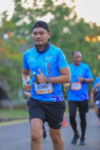 BIB: 8245
                            <button type="button" onclick="openModal(3425753)" class="btn btn-primary btn-sm float-right btn-popup" data-toggle="modal" data-target=".modal-high-quality">
                        <i class="fas fa-shopping-cart"></i> Add to Cart
                    </button>
                                            <button type="button" onclick="isThisMe(3425753, true)" class="btn btn-success btn-sm float-right btn-popup btn-isme hidden" data-toggle="tooltip" data-placement="bottom" title="นี่คือรูปของคุณใช่ไหม คลิกที่นี่เพื่อเอาเข้าอัลบั้ม">
                        <i class="fas fa-plus"></i> Add to album
                    </button>
                    <button type="button" onclick="isThisMe(3425753, false)" class="btn btn-warning btn-sm float-right btn-popup btn-isnotme hidden">
                        <i class="fas fa-ban"></i> Remove from album
                    </button>