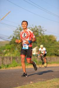 BIB: 6767
                            <button type="button" onclick="openModal(3415791)" class="btn btn-primary btn-sm float-right btn-popup" data-toggle="modal" data-target=".modal-high-quality">
                        <i class="fas fa-shopping-cart"></i> Add to Cart
                    </button>
                                            <button type="button" onclick="isThisMe(3415791, true)" class="btn btn-success btn-sm float-right btn-popup btn-isme hidden" data-toggle="tooltip" data-placement="bottom" title="นี่คือรูปของคุณใช่ไหม คลิกที่นี่เพื่อเอาเข้าอัลบั้ม">
                        <i class="fas fa-plus"></i> Add to album
                    </button>
                    <button type="button" onclick="isThisMe(3415791, false)" class="btn btn-warning btn-sm float-right btn-popup btn-isnotme hidden">
                        <i class="fas fa-ban"></i> Remove from album
                    </button>