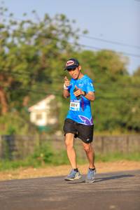 BIB: 924
                            <button type="button" onclick="openModal(3415993)" class="btn btn-primary btn-sm float-right btn-popup" data-toggle="modal" data-target=".modal-high-quality">
                        <i class="fas fa-shopping-cart"></i> Add to Cart
                    </button>
                                            <button type="button" onclick="isThisMe(3415993, true)" class="btn btn-success btn-sm float-right btn-popup btn-isme hidden" data-toggle="tooltip" data-placement="bottom" title="นี่คือรูปของคุณใช่ไหม คลิกที่นี่เพื่อเอาเข้าอัลบั้ม">
                        <i class="fas fa-plus"></i> Add to album
                    </button>
                    <button type="button" onclick="isThisMe(3415993, false)" class="btn btn-warning btn-sm float-right btn-popup btn-isnotme hidden">
                        <i class="fas fa-ban"></i> Remove from album
                    </button>