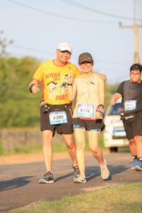 BIB: 6380
                            <button type="button" onclick="openModal(3420558)" class="btn btn-primary btn-sm float-right btn-popup" data-toggle="modal" data-target=".modal-high-quality">
                        <i class="fas fa-shopping-cart"></i> Add to Cart
                    </button>
                                            <button type="button" onclick="isThisMe(3420558, true)" class="btn btn-success btn-sm float-right btn-popup btn-isme hidden" data-toggle="tooltip" data-placement="bottom" title="นี่คือรูปของคุณใช่ไหม คลิกที่นี่เพื่อเอาเข้าอัลบั้ม">
                        <i class="fas fa-plus"></i> Add to album
                    </button>
                    <button type="button" onclick="isThisMe(3420558, false)" class="btn btn-warning btn-sm float-right btn-popup btn-isnotme hidden">
                        <i class="fas fa-ban"></i> Remove from album
                    </button>