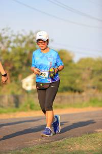 BIB: 352
                            <button type="button" onclick="openModal(3420704)" class="btn btn-primary btn-sm float-right btn-popup" data-toggle="modal" data-target=".modal-high-quality">
                        <i class="fas fa-shopping-cart"></i> Add to Cart
                    </button>
                                            <button type="button" onclick="isThisMe(3420704, true)" class="btn btn-success btn-sm float-right btn-popup btn-isme hidden" data-toggle="tooltip" data-placement="bottom" title="นี่คือรูปของคุณใช่ไหม คลิกที่นี่เพื่อเอาเข้าอัลบั้ม">
                        <i class="fas fa-plus"></i> Add to album
                    </button>
                    <button type="button" onclick="isThisMe(3420704, false)" class="btn btn-warning btn-sm float-right btn-popup btn-isnotme hidden">
                        <i class="fas fa-ban"></i> Remove from album
                    </button>