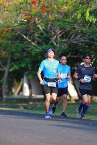 BIB: 248, 6905
                            <button type="button" onclick="openModal(3135561)" class="btn btn-primary btn-sm float-right btn-popup" data-toggle="modal" data-target=".modal-high-quality">
                        <i class="fas fa-shopping-cart"></i> Add to Cart
                    </button>
                                            <button type="button" onclick="isThisMe(3135561, true)" class="btn btn-success btn-sm float-right btn-popup btn-isme hidden" data-toggle="tooltip" data-placement="bottom" title="นี่คือรูปของคุณใช่ไหม คลิกที่นี่เพื่อเอาเข้าอัลบั้ม">
                        <i class="fas fa-plus"></i> Add to album
                    </button>
                    <button type="button" onclick="isThisMe(3135561, false)" class="btn btn-warning btn-sm float-right btn-popup btn-isnotme hidden">
                        <i class="fas fa-ban"></i> Remove from album
                    </button>