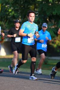 BIB: 328
                            <button type="button" onclick="openModal(3136289)" class="btn btn-primary btn-sm float-right btn-popup" data-toggle="modal" data-target=".modal-high-quality">
                        <i class="fas fa-shopping-cart"></i> Add to Cart
                    </button>
                                            <button type="button" onclick="isThisMe(3136289, true)" class="btn btn-success btn-sm float-right btn-popup btn-isme hidden" data-toggle="tooltip" data-placement="bottom" title="นี่คือรูปของคุณใช่ไหม คลิกที่นี่เพื่อเอาเข้าอัลบั้ม">
                        <i class="fas fa-plus"></i> Add to album
                    </button>
                    <button type="button" onclick="isThisMe(3136289, false)" class="btn btn-warning btn-sm float-right btn-popup btn-isnotme hidden">
                        <i class="fas fa-ban"></i> Remove from album
                    </button>