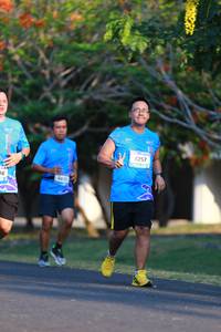 BIB: 6257
                            <button type="button" onclick="openModal(3138271)" class="btn btn-primary btn-sm float-right btn-popup" data-toggle="modal" data-target=".modal-high-quality">
                        <i class="fas fa-shopping-cart"></i> Add to Cart
                    </button>
                                            <button type="button" onclick="isThisMe(3138271, true)" class="btn btn-success btn-sm float-right btn-popup btn-isme hidden" data-toggle="tooltip" data-placement="bottom" title="นี่คือรูปของคุณใช่ไหม คลิกที่นี่เพื่อเอาเข้าอัลบั้ม">
                        <i class="fas fa-plus"></i> Add to album
                    </button>
                    <button type="button" onclick="isThisMe(3138271, false)" class="btn btn-warning btn-sm float-right btn-popup btn-isnotme hidden">
                        <i class="fas fa-ban"></i> Remove from album
                    </button>