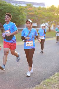 BIB: 8826
                            <button type="button" onclick="openModal(3168609)" class="btn btn-primary btn-sm float-right btn-popup" data-toggle="modal" data-target=".modal-high-quality">
                        <i class="fas fa-shopping-cart"></i> Add to Cart
                    </button>
                                            <button type="button" onclick="isThisMe(3168609, true)" class="btn btn-success btn-sm float-right btn-popup btn-isme hidden" data-toggle="tooltip" data-placement="bottom" title="นี่คือรูปของคุณใช่ไหม คลิกที่นี่เพื่อเอาเข้าอัลบั้ม">
                        <i class="fas fa-plus"></i> Add to album
                    </button>
                    <button type="button" onclick="isThisMe(3168609, false)" class="btn btn-warning btn-sm float-right btn-popup btn-isnotme hidden">
                        <i class="fas fa-ban"></i> Remove from album
                    </button>