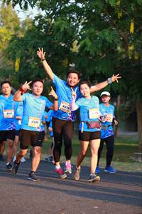 BIB: 9911, 8590
                            <button type="button" onclick="openModal(3157016)" class="btn btn-primary btn-sm float-right btn-popup" data-toggle="modal" data-target=".modal-high-quality">
                        <i class="fas fa-shopping-cart"></i> Add to Cart
                    </button>
                                            <button type="button" onclick="isThisMe(3157016, true)" class="btn btn-success btn-sm float-right btn-popup btn-isme hidden" data-toggle="tooltip" data-placement="bottom" title="นี่คือรูปของคุณใช่ไหม คลิกที่นี่เพื่อเอาเข้าอัลบั้ม">
                        <i class="fas fa-plus"></i> Add to album
                    </button>
                    <button type="button" onclick="isThisMe(3157016, false)" class="btn btn-warning btn-sm float-right btn-popup btn-isnotme hidden">
                        <i class="fas fa-ban"></i> Remove from album
                    </button>