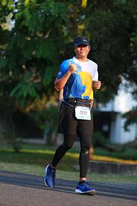 BIB: 233
                            <button type="button" onclick="openModal(3150523)" class="btn btn-primary btn-sm float-right btn-popup" data-toggle="modal" data-target=".modal-high-quality">
                        <i class="fas fa-shopping-cart"></i> Add to Cart
                    </button>
                                            <button type="button" onclick="isThisMe(3150523, true)" class="btn btn-success btn-sm float-right btn-popup btn-isme hidden" data-toggle="tooltip" data-placement="bottom" title="นี่คือรูปของคุณใช่ไหม คลิกที่นี่เพื่อเอาเข้าอัลบั้ม">
                        <i class="fas fa-plus"></i> Add to album
                    </button>
                    <button type="button" onclick="isThisMe(3150523, false)" class="btn btn-warning btn-sm float-right btn-popup btn-isnotme hidden">
                        <i class="fas fa-ban"></i> Remove from album
                    </button>