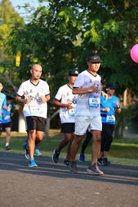 BIB: 677, 778
                            <button type="button" onclick="openModal(3137480)" class="btn btn-primary btn-sm float-right btn-popup" data-toggle="modal" data-target=".modal-high-quality">
                        <i class="fas fa-shopping-cart"></i> Add to Cart
                    </button>
                                            <button type="button" onclick="isThisMe(3137480, true)" class="btn btn-success btn-sm float-right btn-popup btn-isme hidden" data-toggle="tooltip" data-placement="bottom" title="นี่คือรูปของคุณใช่ไหม คลิกที่นี่เพื่อเอาเข้าอัลบั้ม">
                        <i class="fas fa-plus"></i> Add to album
                    </button>
                    <button type="button" onclick="isThisMe(3137480, false)" class="btn btn-warning btn-sm float-right btn-popup btn-isnotme hidden">
                        <i class="fas fa-ban"></i> Remove from album
                    </button>