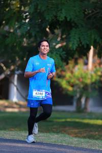 BIB: 6296
                            <button type="button" onclick="openModal(3134559)" class="btn btn-primary btn-sm float-right btn-popup" data-toggle="modal" data-target=".modal-high-quality">
                        <i class="fas fa-shopping-cart"></i> Add to Cart
                    </button>
                                            <button type="button" onclick="isThisMe(3134559, true)" class="btn btn-success btn-sm float-right btn-popup btn-isme hidden" data-toggle="tooltip" data-placement="bottom" title="นี่คือรูปของคุณใช่ไหม คลิกที่นี่เพื่อเอาเข้าอัลบั้ม">
                        <i class="fas fa-plus"></i> Add to album
                    </button>
                    <button type="button" onclick="isThisMe(3134559, false)" class="btn btn-warning btn-sm float-right btn-popup btn-isnotme hidden">
                        <i class="fas fa-ban"></i> Remove from album
                    </button>