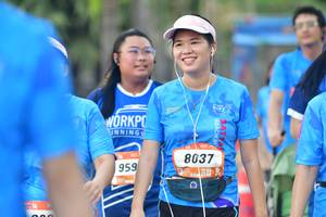 BIB: 8037, 959
                            <button type="button" onclick="openModal(3484175)" class="btn btn-primary btn-sm float-right btn-popup" data-toggle="modal" data-target=".modal-high-quality">
                        <i class="fas fa-shopping-cart"></i> Add to Cart
                    </button>
                                            <button type="button" onclick="isThisMe(3484175, true)" class="btn btn-success btn-sm float-right btn-popup btn-isme hidden" data-toggle="tooltip" data-placement="bottom" title="นี่คือรูปของคุณใช่ไหม คลิกที่นี่เพื่อเอาเข้าอัลบั้ม">
                        <i class="fas fa-plus"></i> Add to album
                    </button>
                    <button type="button" onclick="isThisMe(3484175, false)" class="btn btn-warning btn-sm float-right btn-popup btn-isnotme hidden">
                        <i class="fas fa-ban"></i> Remove from album
                    </button>