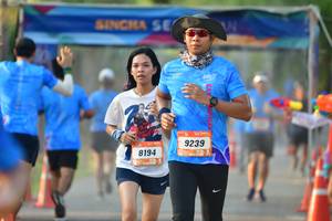 BIB: 9239, 8194
                            <button type="button" onclick="openModal(3477815)" class="btn btn-primary btn-sm float-right btn-popup" data-toggle="modal" data-target=".modal-high-quality">
                        <i class="fas fa-shopping-cart"></i> Add to Cart
                    </button>
                                            <button type="button" onclick="isThisMe(3477815, true)" class="btn btn-success btn-sm float-right btn-popup btn-isme hidden" data-toggle="tooltip" data-placement="bottom" title="นี่คือรูปของคุณใช่ไหม คลิกที่นี่เพื่อเอาเข้าอัลบั้ม">
                        <i class="fas fa-plus"></i> Add to album
                    </button>
                    <button type="button" onclick="isThisMe(3477815, false)" class="btn btn-warning btn-sm float-right btn-popup btn-isnotme hidden">
                        <i class="fas fa-ban"></i> Remove from album
                    </button>
