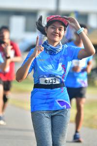 BIB: 6133
                            <button type="button" onclick="openModal(3475867)" class="btn btn-primary btn-sm float-right btn-popup" data-toggle="modal" data-target=".modal-high-quality">
                        <i class="fas fa-shopping-cart"></i> Add to Cart
                    </button>
                                            <button type="button" onclick="isThisMe(3475867, true)" class="btn btn-success btn-sm float-right btn-popup btn-isme hidden" data-toggle="tooltip" data-placement="bottom" title="นี่คือรูปของคุณใช่ไหม คลิกที่นี่เพื่อเอาเข้าอัลบั้ม">
                        <i class="fas fa-plus"></i> Add to album
                    </button>
                    <button type="button" onclick="isThisMe(3475867, false)" class="btn btn-warning btn-sm float-right btn-popup btn-isnotme hidden">
                        <i class="fas fa-ban"></i> Remove from album
                    </button>