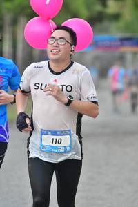 BIB: 110
                            <button type="button" onclick="openModal(3473909)" class="btn btn-primary btn-sm float-right btn-popup" data-toggle="modal" data-target=".modal-high-quality">
                        <i class="fas fa-shopping-cart"></i> Add to Cart
                    </button>
                                            <button type="button" onclick="isThisMe(3473909, true)" class="btn btn-success btn-sm float-right btn-popup btn-isme hidden" data-toggle="tooltip" data-placement="bottom" title="นี่คือรูปของคุณใช่ไหม คลิกที่นี่เพื่อเอาเข้าอัลบั้ม">
                        <i class="fas fa-plus"></i> Add to album
                    </button>
                    <button type="button" onclick="isThisMe(3473909, false)" class="btn btn-warning btn-sm float-right btn-popup btn-isnotme hidden">
                        <i class="fas fa-ban"></i> Remove from album
                    </button>