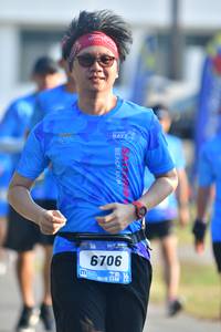 BIB: 6706
                            <button type="button" onclick="openModal(3462109)" class="btn btn-primary btn-sm float-right btn-popup" data-toggle="modal" data-target=".modal-high-quality">
                        <i class="fas fa-shopping-cart"></i> Add to Cart
                    </button>
                                            <button type="button" onclick="isThisMe(3462109, true)" class="btn btn-success btn-sm float-right btn-popup btn-isme hidden" data-toggle="tooltip" data-placement="bottom" title="นี่คือรูปของคุณใช่ไหม คลิกที่นี่เพื่อเอาเข้าอัลบั้ม">
                        <i class="fas fa-plus"></i> Add to album
                    </button>
                    <button type="button" onclick="isThisMe(3462109, false)" class="btn btn-warning btn-sm float-right btn-popup btn-isnotme hidden">
                        <i class="fas fa-ban"></i> Remove from album
                    </button>