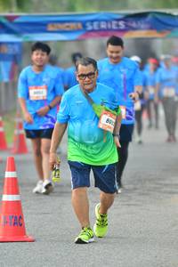 BIB: 801
                            <button type="button" onclick="openModal(3483937)" class="btn btn-primary btn-sm float-right btn-popup" data-toggle="modal" data-target=".modal-high-quality">
                        <i class="fas fa-shopping-cart"></i> Add to Cart
                    </button>
                                            <button type="button" onclick="isThisMe(3483937, true)" class="btn btn-success btn-sm float-right btn-popup btn-isme hidden" data-toggle="tooltip" data-placement="bottom" title="นี่คือรูปของคุณใช่ไหม คลิกที่นี่เพื่อเอาเข้าอัลบั้ม">
                        <i class="fas fa-plus"></i> Add to album
                    </button>
                    <button type="button" onclick="isThisMe(3483937, false)" class="btn btn-warning btn-sm float-right btn-popup btn-isnotme hidden">
                        <i class="fas fa-ban"></i> Remove from album
                    </button>
