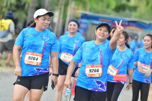 BIB: 9264, 9266
                            <button type="button" onclick="openModal(3484082)" class="btn btn-primary btn-sm float-right btn-popup" data-toggle="modal" data-target=".modal-high-quality">
                        <i class="fas fa-shopping-cart"></i> Add to Cart
                    </button>
                                            <button type="button" onclick="isThisMe(3484082, true)" class="btn btn-success btn-sm float-right btn-popup btn-isme hidden" data-toggle="tooltip" data-placement="bottom" title="นี่คือรูปของคุณใช่ไหม คลิกที่นี่เพื่อเอาเข้าอัลบั้ม">
                        <i class="fas fa-plus"></i> Add to album
                    </button>
                    <button type="button" onclick="isThisMe(3484082, false)" class="btn btn-warning btn-sm float-right btn-popup btn-isnotme hidden">
                        <i class="fas fa-ban"></i> Remove from album
                    </button>
