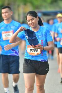 BIB: 8369
                            <button type="button" onclick="openModal(3483653)" class="btn btn-primary btn-sm float-right btn-popup" data-toggle="modal" data-target=".modal-high-quality">
                        <i class="fas fa-shopping-cart"></i> Add to Cart
                    </button>
                                            <button type="button" onclick="isThisMe(3483653, true)" class="btn btn-success btn-sm float-right btn-popup btn-isme hidden" data-toggle="tooltip" data-placement="bottom" title="นี่คือรูปของคุณใช่ไหม คลิกที่นี่เพื่อเอาเข้าอัลบั้ม">
                        <i class="fas fa-plus"></i> Add to album
                    </button>
                    <button type="button" onclick="isThisMe(3483653, false)" class="btn btn-warning btn-sm float-right btn-popup btn-isnotme hidden">
                        <i class="fas fa-ban"></i> Remove from album
                    </button>