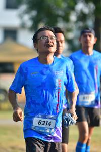 BIB: 6314
                            <button type="button" onclick="openModal(3461667)" class="btn btn-primary btn-sm float-right btn-popup" data-toggle="modal" data-target=".modal-high-quality">
                        <i class="fas fa-shopping-cart"></i> Add to Cart
                    </button>
                                            <button type="button" onclick="isThisMe(3461667, true)" class="btn btn-success btn-sm float-right btn-popup btn-isme hidden" data-toggle="tooltip" data-placement="bottom" title="นี่คือรูปของคุณใช่ไหม คลิกที่นี่เพื่อเอาเข้าอัลบั้ม">
                        <i class="fas fa-plus"></i> Add to album
                    </button>
                    <button type="button" onclick="isThisMe(3461667, false)" class="btn btn-warning btn-sm float-right btn-popup btn-isnotme hidden">
                        <i class="fas fa-ban"></i> Remove from album
                    </button>