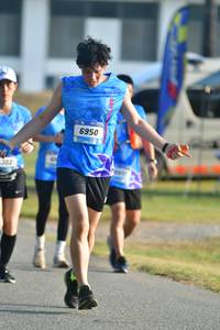 BIB: 6950, 302
                            <button type="button" onclick="openModal(3475847)" class="btn btn-primary btn-sm float-right btn-popup" data-toggle="modal" data-target=".modal-high-quality">
                        <i class="fas fa-shopping-cart"></i> Add to Cart
                    </button>
                                            <button type="button" onclick="isThisMe(3475847, true)" class="btn btn-success btn-sm float-right btn-popup btn-isme hidden" data-toggle="tooltip" data-placement="bottom" title="นี่คือรูปของคุณใช่ไหม คลิกที่นี่เพื่อเอาเข้าอัลบั้ม">
                        <i class="fas fa-plus"></i> Add to album
                    </button>
                    <button type="button" onclick="isThisMe(3475847, false)" class="btn btn-warning btn-sm float-right btn-popup btn-isnotme hidden">
                        <i class="fas fa-ban"></i> Remove from album
                    </button>