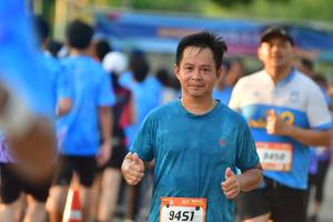 BIB: 9451
                            <button type="button" onclick="openModal(3479131)" class="btn btn-primary btn-sm float-right btn-popup" data-toggle="modal" data-target=".modal-high-quality">
                        <i class="fas fa-shopping-cart"></i> Add to Cart
                    </button>
                                            <button type="button" onclick="isThisMe(3479131, true)" class="btn btn-success btn-sm float-right btn-popup btn-isme hidden" data-toggle="tooltip" data-placement="bottom" title="นี่คือรูปของคุณใช่ไหม คลิกที่นี่เพื่อเอาเข้าอัลบั้ม">
                        <i class="fas fa-plus"></i> Add to album
                    </button>
                    <button type="button" onclick="isThisMe(3479131, false)" class="btn btn-warning btn-sm float-right btn-popup btn-isnotme hidden">
                        <i class="fas fa-ban"></i> Remove from album
                    </button>