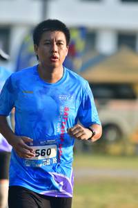 BIB: 560
                            <button type="button" onclick="openModal(3461850)" class="btn btn-primary btn-sm float-right btn-popup" data-toggle="modal" data-target=".modal-high-quality">
                        <i class="fas fa-shopping-cart"></i> Add to Cart
                    </button>
                                            <button type="button" onclick="isThisMe(3461850, true)" class="btn btn-success btn-sm float-right btn-popup btn-isme hidden" data-toggle="tooltip" data-placement="bottom" title="นี่คือรูปของคุณใช่ไหม คลิกที่นี่เพื่อเอาเข้าอัลบั้ม">
                        <i class="fas fa-plus"></i> Add to album
                    </button>
                    <button type="button" onclick="isThisMe(3461850, false)" class="btn btn-warning btn-sm float-right btn-popup btn-isnotme hidden">
                        <i class="fas fa-ban"></i> Remove from album
                    </button>