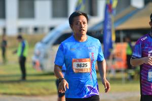 BIB: 9635, 
                            <button type="button" onclick="openModal(3477183)" class="btn btn-primary btn-sm float-right btn-popup" data-toggle="modal" data-target=".modal-high-quality">
                        <i class="fas fa-shopping-cart"></i> Add to Cart
                    </button>
                                            <button type="button" onclick="isThisMe(3477183, true)" class="btn btn-success btn-sm float-right btn-popup btn-isme hidden" data-toggle="tooltip" data-placement="bottom" title="นี่คือรูปของคุณใช่ไหม คลิกที่นี่เพื่อเอาเข้าอัลบั้ม">
                        <i class="fas fa-plus"></i> Add to album
                    </button>
                    <button type="button" onclick="isThisMe(3477183, false)" class="btn btn-warning btn-sm float-right btn-popup btn-isnotme hidden">
                        <i class="fas fa-ban"></i> Remove from album
                    </button>