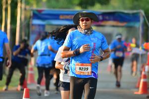 BIB: 9239
                            <button type="button" onclick="openModal(3477829)" class="btn btn-primary btn-sm float-right btn-popup" data-toggle="modal" data-target=".modal-high-quality">
                        <i class="fas fa-shopping-cart"></i> Add to Cart
                    </button>
                                            <button type="button" onclick="isThisMe(3477829, true)" class="btn btn-success btn-sm float-right btn-popup btn-isme hidden" data-toggle="tooltip" data-placement="bottom" title="นี่คือรูปของคุณใช่ไหม คลิกที่นี่เพื่อเอาเข้าอัลบั้ม">
                        <i class="fas fa-plus"></i> Add to album
                    </button>
                    <button type="button" onclick="isThisMe(3477829, false)" class="btn btn-warning btn-sm float-right btn-popup btn-isnotme hidden">
                        <i class="fas fa-ban"></i> Remove from album
                    </button>
