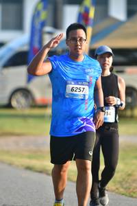 BIB: 6257
                            <button type="button" onclick="openModal(3476068)" class="btn btn-primary btn-sm float-right btn-popup" data-toggle="modal" data-target=".modal-high-quality">
                        <i class="fas fa-shopping-cart"></i> Add to Cart
                    </button>
                                            <button type="button" onclick="isThisMe(3476068, true)" class="btn btn-success btn-sm float-right btn-popup btn-isme hidden" data-toggle="tooltip" data-placement="bottom" title="นี่คือรูปของคุณใช่ไหม คลิกที่นี่เพื่อเอาเข้าอัลบั้ม">
                        <i class="fas fa-plus"></i> Add to album
                    </button>
                    <button type="button" onclick="isThisMe(3476068, false)" class="btn btn-warning btn-sm float-right btn-popup btn-isnotme hidden">
                        <i class="fas fa-ban"></i> Remove from album
                    </button>