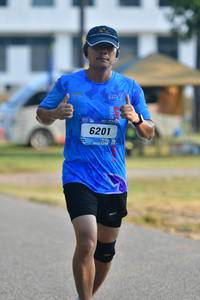 BIB: 6201
                            <button type="button" onclick="openModal(3475457)" class="btn btn-primary btn-sm float-right btn-popup" data-toggle="modal" data-target=".modal-high-quality">
                        <i class="fas fa-shopping-cart"></i> Add to Cart
                    </button>
                                            <button type="button" onclick="isThisMe(3475457, true)" class="btn btn-success btn-sm float-right btn-popup btn-isme hidden" data-toggle="tooltip" data-placement="bottom" title="นี่คือรูปของคุณใช่ไหม คลิกที่นี่เพื่อเอาเข้าอัลบั้ม">
                        <i class="fas fa-plus"></i> Add to album
                    </button>
                    <button type="button" onclick="isThisMe(3475457, false)" class="btn btn-warning btn-sm float-right btn-popup btn-isnotme hidden">
                        <i class="fas fa-ban"></i> Remove from album
                    </button>