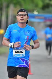 BIB: 6846
                            <button type="button" onclick="openModal(3473822)" class="btn btn-primary btn-sm float-right btn-popup" data-toggle="modal" data-target=".modal-high-quality">
                        <i class="fas fa-shopping-cart"></i> Add to Cart
                    </button>
                                            <button type="button" onclick="isThisMe(3473822, true)" class="btn btn-success btn-sm float-right btn-popup btn-isme hidden" data-toggle="tooltip" data-placement="bottom" title="นี่คือรูปของคุณใช่ไหม คลิกที่นี่เพื่อเอาเข้าอัลบั้ม">
                        <i class="fas fa-plus"></i> Add to album
                    </button>
                    <button type="button" onclick="isThisMe(3473822, false)" class="btn btn-warning btn-sm float-right btn-popup btn-isnotme hidden">
                        <i class="fas fa-ban"></i> Remove from album
                    </button>
