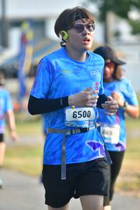 BIB: 6500
                            <button type="button" onclick="openModal(3476091)" class="btn btn-primary btn-sm float-right btn-popup" data-toggle="modal" data-target=".modal-high-quality">
                        <i class="fas fa-shopping-cart"></i> Add to Cart
                    </button>
                                            <button type="button" onclick="isThisMe(3476091, true)" class="btn btn-success btn-sm float-right btn-popup btn-isme hidden" data-toggle="tooltip" data-placement="bottom" title="นี่คือรูปของคุณใช่ไหม คลิกที่นี่เพื่อเอาเข้าอัลบั้ม">
                        <i class="fas fa-plus"></i> Add to album
                    </button>
                    <button type="button" onclick="isThisMe(3476091, false)" class="btn btn-warning btn-sm float-right btn-popup btn-isnotme hidden">
                        <i class="fas fa-ban"></i> Remove from album
                    </button>