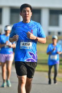 BIB: 6358
                            <button type="button" onclick="openModal(3462225)" class="btn btn-primary btn-sm float-right btn-popup" data-toggle="modal" data-target=".modal-high-quality">
                        <i class="fas fa-shopping-cart"></i> Add to Cart
                    </button>
                                            <button type="button" onclick="isThisMe(3462225, true)" class="btn btn-success btn-sm float-right btn-popup btn-isme hidden" data-toggle="tooltip" data-placement="bottom" title="นี่คือรูปของคุณใช่ไหม คลิกที่นี่เพื่อเอาเข้าอัลบั้ม">
                        <i class="fas fa-plus"></i> Add to album
                    </button>
                    <button type="button" onclick="isThisMe(3462225, false)" class="btn btn-warning btn-sm float-right btn-popup btn-isnotme hidden">
                        <i class="fas fa-ban"></i> Remove from album
                    </button>