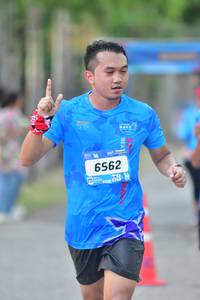 BIB: 6562
                            <button type="button" onclick="openModal(3472975)" class="btn btn-primary btn-sm float-right btn-popup" data-toggle="modal" data-target=".modal-high-quality">
                        <i class="fas fa-shopping-cart"></i> Add to Cart
                    </button>
                                            <button type="button" onclick="isThisMe(3472975, true)" class="btn btn-success btn-sm float-right btn-popup btn-isme hidden" data-toggle="tooltip" data-placement="bottom" title="นี่คือรูปของคุณใช่ไหม คลิกที่นี่เพื่อเอาเข้าอัลบั้ม">
                        <i class="fas fa-plus"></i> Add to album
                    </button>
                    <button type="button" onclick="isThisMe(3472975, false)" class="btn btn-warning btn-sm float-right btn-popup btn-isnotme hidden">
                        <i class="fas fa-ban"></i> Remove from album
                    </button>