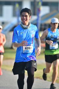 BIB: 6260
                            <button type="button" onclick="openModal(3475501)" class="btn btn-primary btn-sm float-right btn-popup" data-toggle="modal" data-target=".modal-high-quality">
                        <i class="fas fa-shopping-cart"></i> Add to Cart
                    </button>
                                            <button type="button" onclick="isThisMe(3475501, true)" class="btn btn-success btn-sm float-right btn-popup btn-isme hidden" data-toggle="tooltip" data-placement="bottom" title="นี่คือรูปของคุณใช่ไหม คลิกที่นี่เพื่อเอาเข้าอัลบั้ม">
                        <i class="fas fa-plus"></i> Add to album
                    </button>
                    <button type="button" onclick="isThisMe(3475501, false)" class="btn btn-warning btn-sm float-right btn-popup btn-isnotme hidden">
                        <i class="fas fa-ban"></i> Remove from album
                    </button>